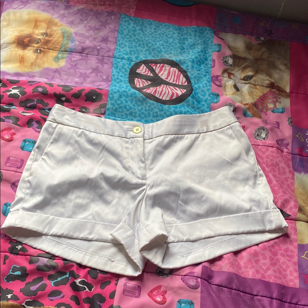 Womens White Cuffed Shorts